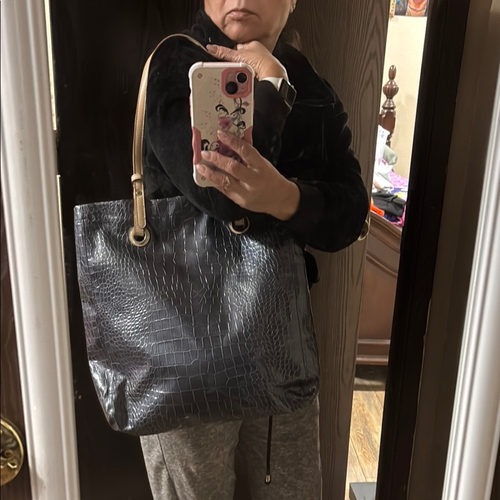 Elegant dark Blue Croft and Barrow Crocodile-Embossed Tote Bag